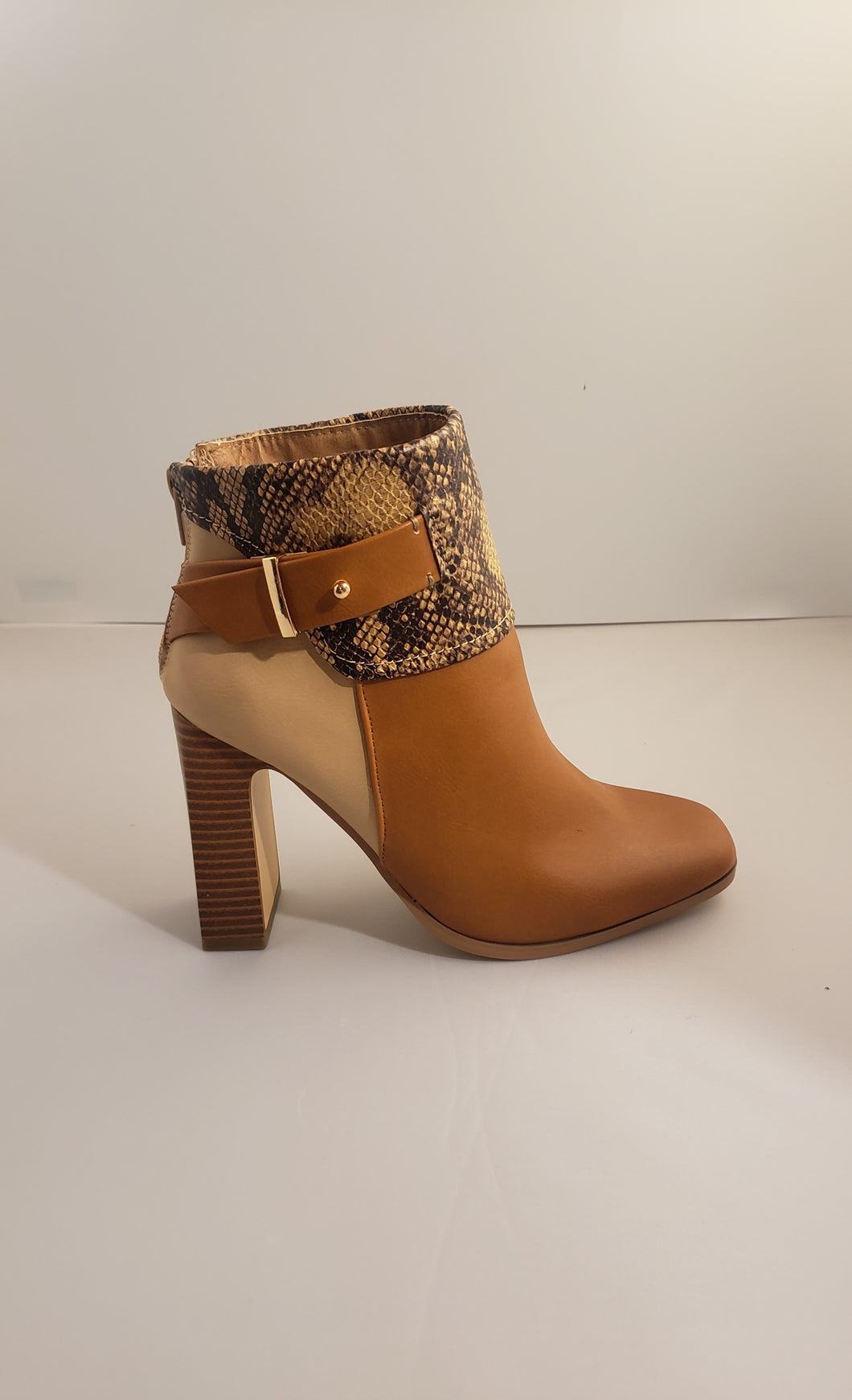 Robin Natural Bootie -SALE